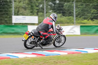 Vintage-motorcycle-club;eventdigitalimages;mallory-park;mallory-park-trackday-photographs;no-limits-trackdays;peter-wileman-photography;trackday-digital-images;trackday-photos;vmcc-festival-1000-bikes-photographs